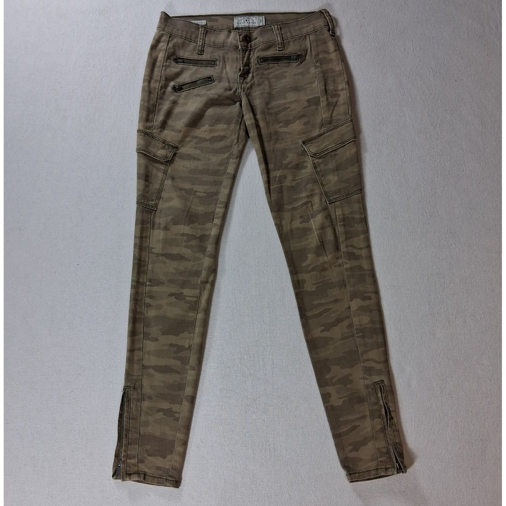 Lucky Brand Charlie Skinny Cargo Pants Womens Size 0/26 Camo Zip Ankle